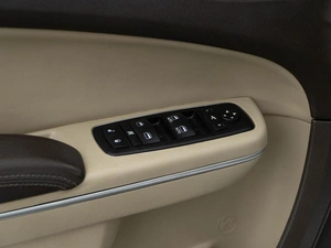 Седан Chrysler 300C 2012 года, 1899050 рублей, Москва