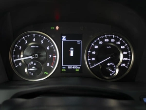 Минивэн Toyota Alphard 2019 года, 6557888 рублей, Омск