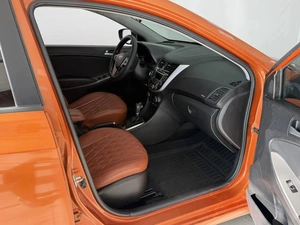 Хэтчбек Hyundai Solaris 2015 года, 1070000 рублей, Смоленск