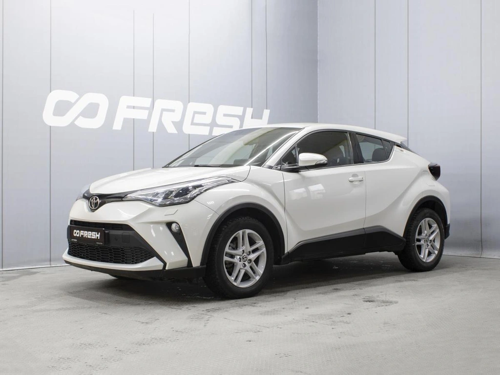 Внедорожник Toyota C-HR 2020 года, 2830000 рублей, Омск