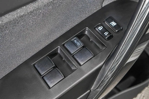 Хетчбэк Toyota Auris 2013 года, 1299000 рублей, Барнаул