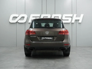 Внедорожник Volkswagen Touareg 2012 года, 2035000 рублей, Воронеж