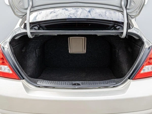 Седан Nissan Tiida 2005 года, 579000 рублей, Краснодар