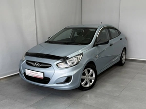 Седан Hyundai Solaris 2013 года, 800000 рублей, Красноярск