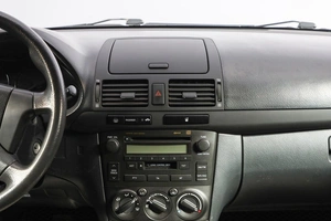 Седан Toyota Avensis 2005 года, 699000 рублей, Новосибирск