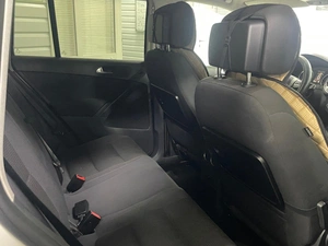 Внедорожник Volkswagen Tiguan 2013 года, 1299000 рублей, Ачинск