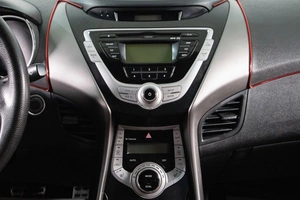 Седан Hyundai Elantra 2011 года, 1069000 рублей, Сургут