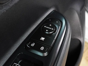 Седан Kia Rio 2018 года, 1219000 рублей, Воронеж