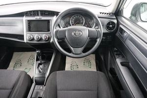 Универсал Toyota Corolla Fielder 2018 года, 1299000 рублей, Красноярск