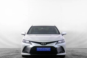 Седан Toyota Camry 2021 года, 2999000 рублей, Кемерово