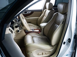 Внедорожник Infiniti QX70 2014 года, 2969000 рублей, Тюмень
