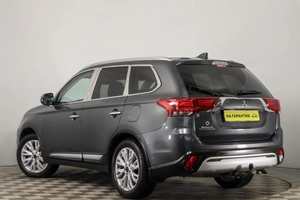 Внедорожник Mitsubishi Outlander 2021 года, 1999000 рублей, Пермь