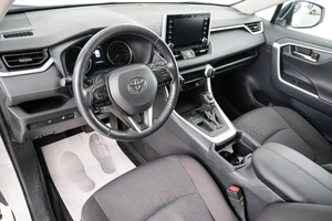 Внедорожник Toyota RAV4 2020 года, 3259000 рублей, Красноярск