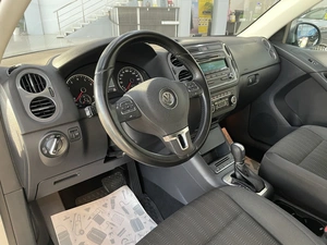 Внедорожник Volkswagen Tiguan 2011 года, 1387000 рублей, Солонцы
