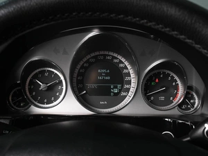 Седан Mercedes-benz E-класс 2011 года, 1899000 рублей, Аксай