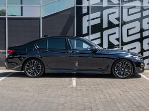 Седан BMW 7 серия 2016 года, 3440000 рублей, Краснодар