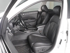 Седан Kia Optima 2020 года, 1969000 рублей, Красный Пахарь