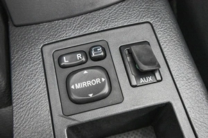 Внедорожник Toyota RAV4 2012 года, 1549000 рублей, Барнаул