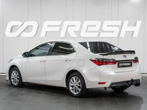Седан Toyota Corolla 2014 года, 1329000 рублей, Сургут