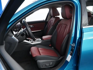 Седан BMW 3 серия 2024 года, 5449999 рублей, Москва