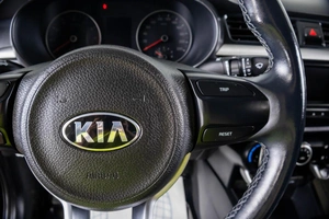Седан Kia Rio 2017 года, 1379000 рублей, Пермь