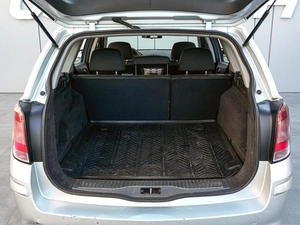 Универсал Opel Astra 2008 года, 560000 рублей, Краснодар