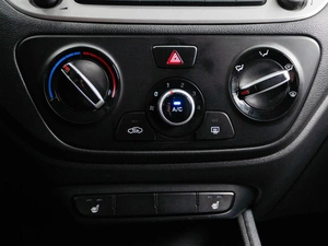 Седан Hyundai Solaris 2021 года, 1527000 рублей, Тюмень