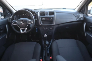 Хэтчбек Renault Sandero 2018 года, 905000 рублей, Мирное