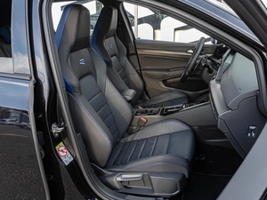 Хетчбэк Volkswagen Golf R 2023 года, 6200000 рублей, Краснодар
