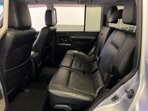 Внедорожник Mitsubishi Pajero 2012 года, 2199000 рублей, Красноярск