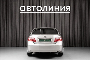 Седан Toyota Camry 2010 года, 1215000 рублей, Красноярск