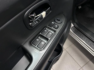 Минивэн Kia Carens 2011 года, 829000 рублей, Красноярск