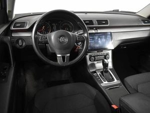 Седан Volkswagen Passat 2011 года, 889100 рублей, Казань
