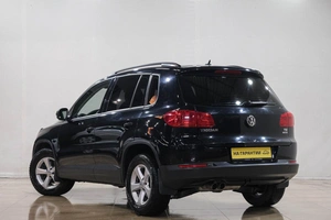 Внедорожник Volkswagen Tiguan 2011 года, 849000 рублей, Новокузнецк