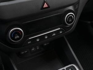 Внедорожник Hyundai Creta 2016 года, 1550000 рублей, Омск