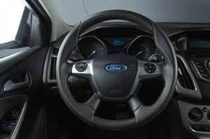 Хетчбэк Ford Focus 2012 года, 879000 рублей, Челябинск