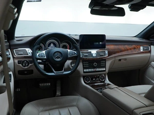 Седан Mercedes-benz CLS-класс 2017 года, 3549777 рублей, Москва