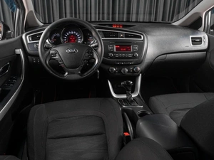 Хетчбэк Kia Ceed 2018 года, 1339000 рублей, Тюмень