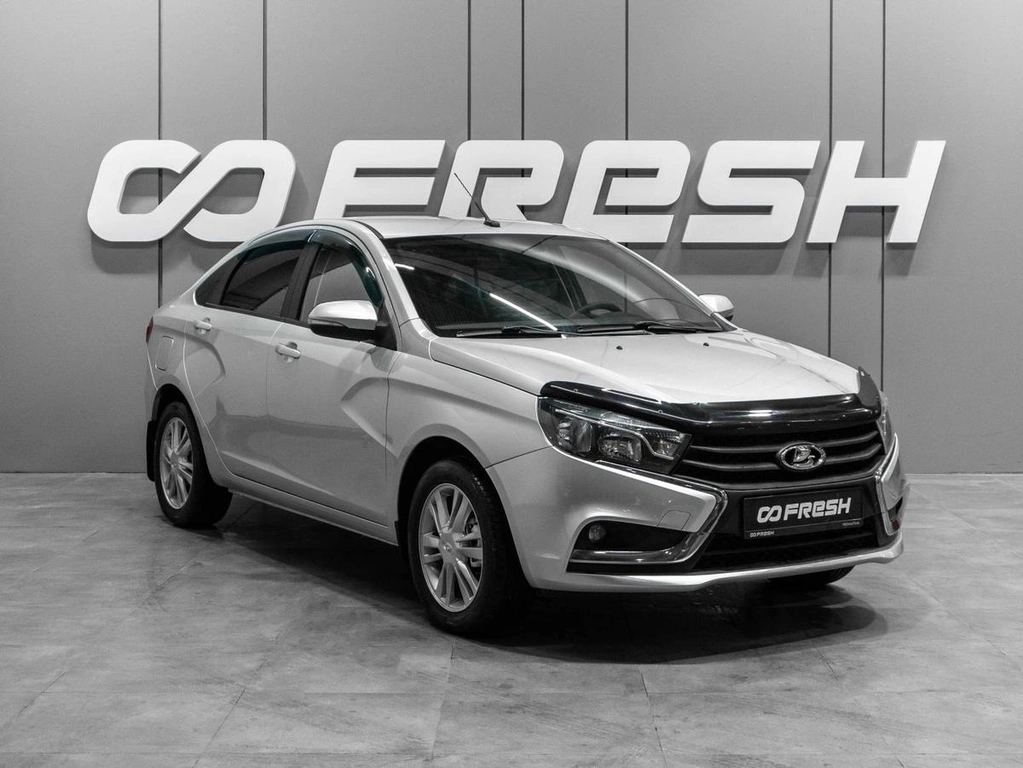 Седан ВАЗ (LADA) Vesta 2017 года, 800000 рублей, Тюмень