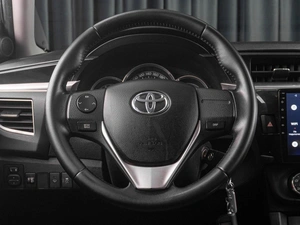 Седан Toyota Corolla 2013 года, 1199000 рублей, Тюмень