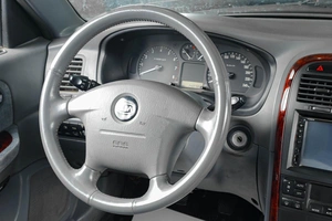 Седан Kia Magentis 2005 года, 529000 рублей, Тюмень