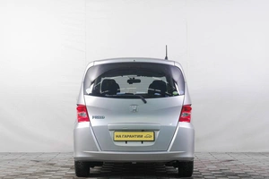 Минивэн Honda Freed 2010 года, 1039000 рублей, Кемерово