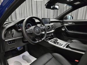 Лифтбек Kia Stinger 2018 года, 2599000 рублей, Красноярск