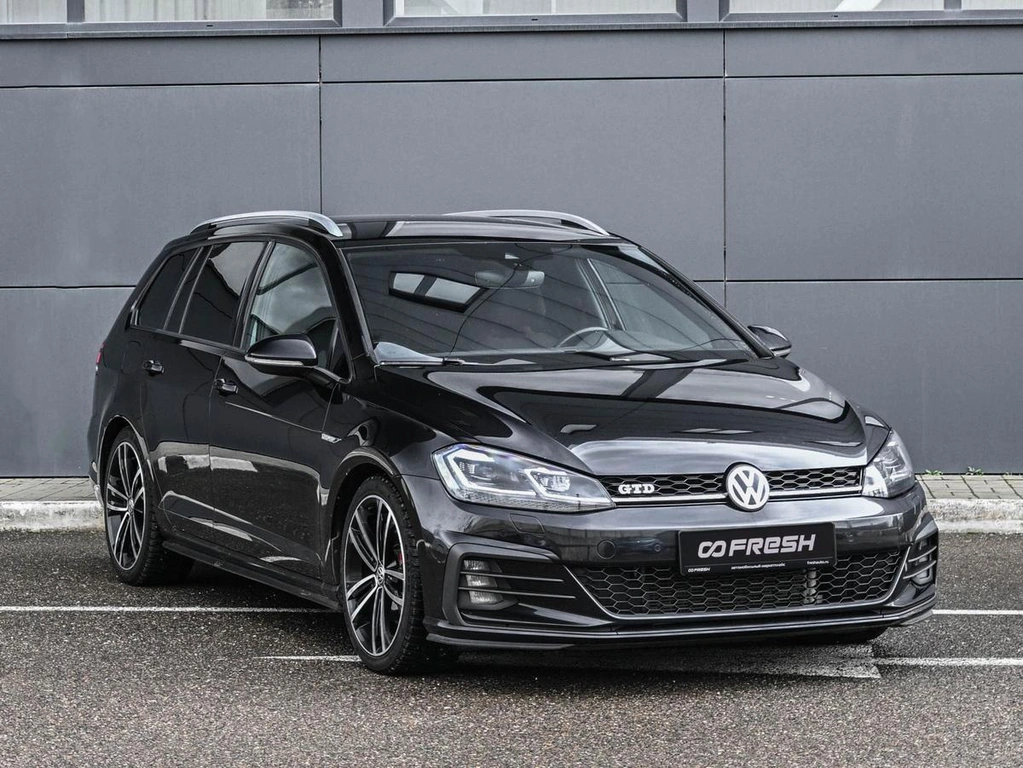 Универсал Volkswagen Golf 2018 года, 2199000 рублей, Кирилловка