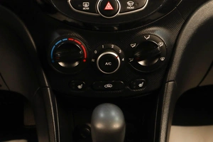 Хетчбэк Hyundai Solaris 2014 года, 1009000 рублей, Челябинск
