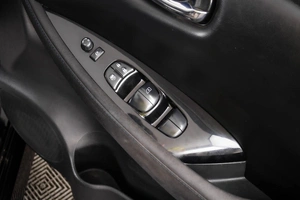 Хетчбэк Nissan Leaf 2018 года, 1749000 рублей, Пермь