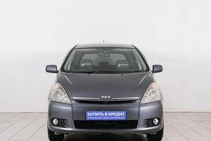 Минивэн Toyota Wish 2004 года, 849000 рублей, Красноярск