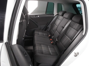 Внедорожник Volkswagen Tiguan 2015 года, 1669000 рублей, Минеральные Воды