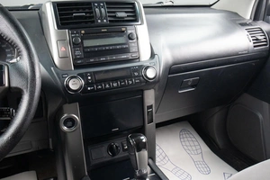 Внедорожник Toyota Land Cruiser Prado 2012 года, 2899000 рублей, Оренбург