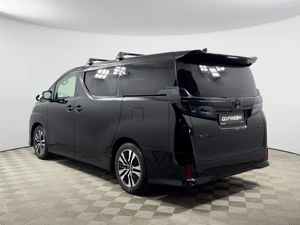 Минивэн Toyota Vellfire 2018 года, 6793900 рублей, Казань